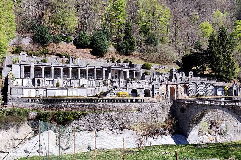 Oracolo della Sibilla cimitero monumentale